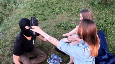 Alisa And Diana – Neighborhood – Dirty Sneakers Predominance – Main And Gopro Camera