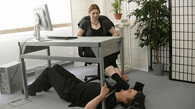 Gothic Chick Has A Slave At Work